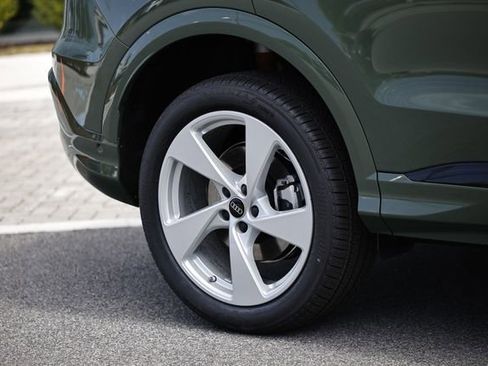 New 2026 Audi Q5 Premium Plus AWD/4WD image 5