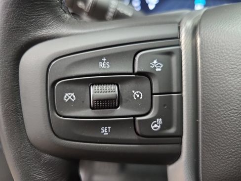 Used 2022 GMC Yukon XL Denali AWD/4WD image 18