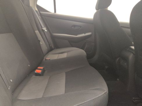 Used 2024 Nissan Sentra SV FWD image 19