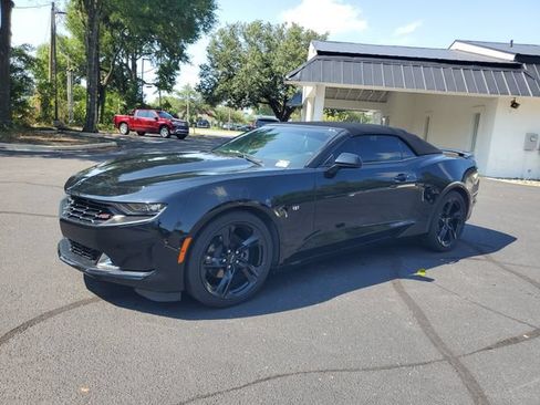 Used 2024 Chevrolet Camaro LT w/ RS Package RWD image 2