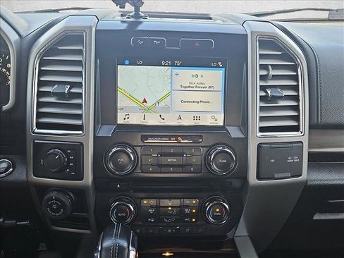 Used 2016 Ford F150 Lariat image 15