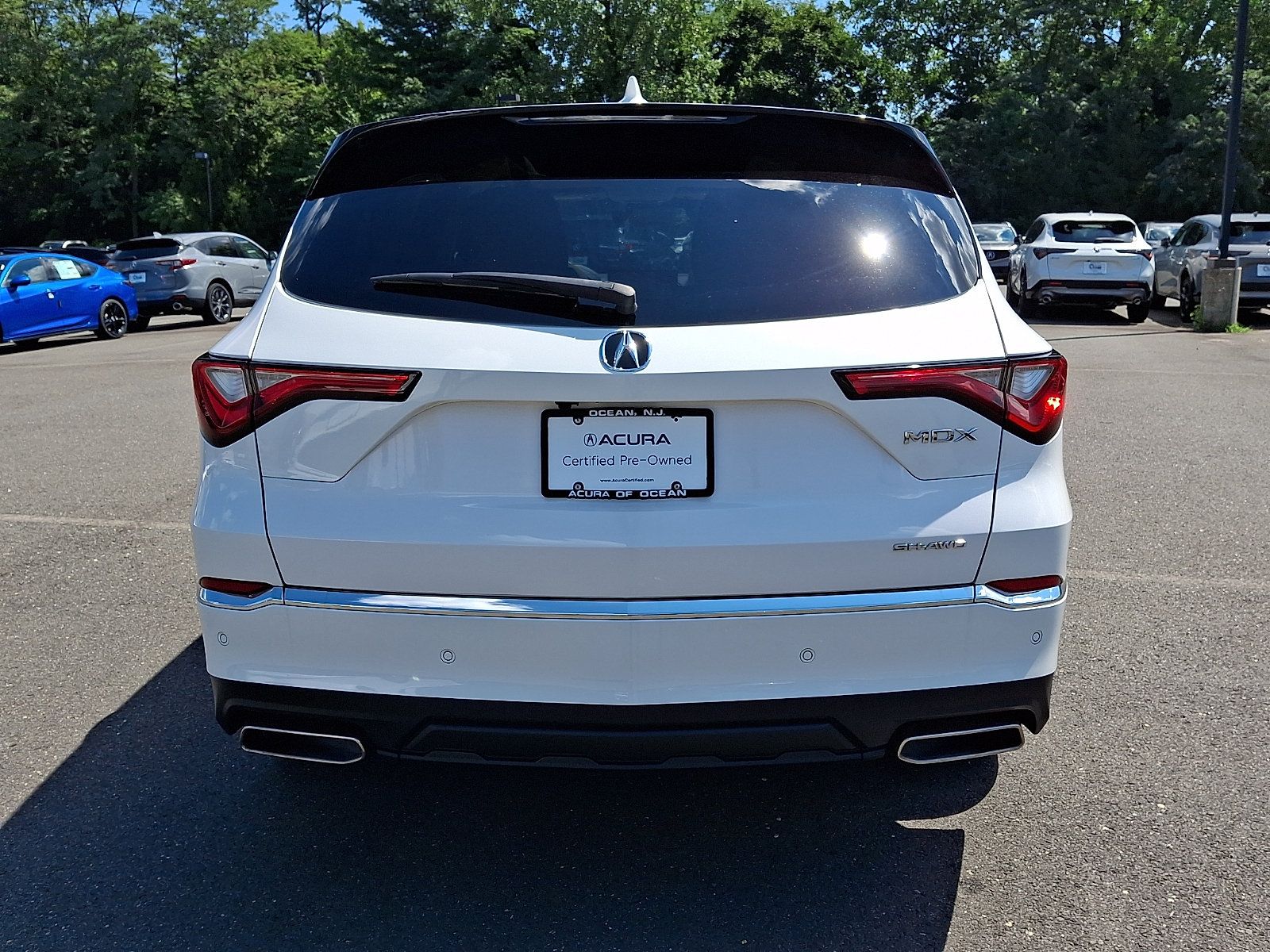 Certified 2024 Acura MDX w/ Technology Package AWD/4WD image 5