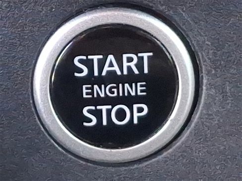 Used 2023 Nissan Rogue SV image 25