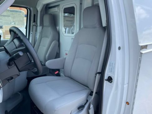 New 2027 Ford E-350 and Econoline 350 Super Duty w/ Power Equipment Group RWD image 21