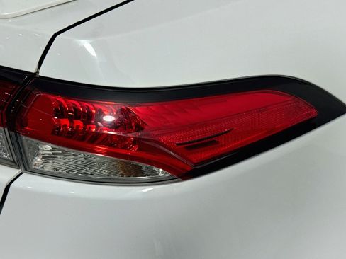 Used 2020 Toyota Corolla SE FWD image 31