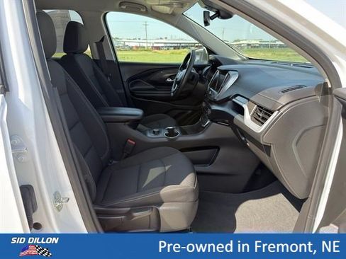 Used 2023 GMC Terrain SLE FWD image 12