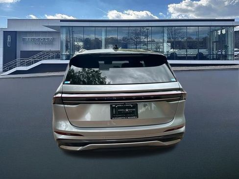 New 2026 Lincoln Nautilus Reserve AWD/4WD image 7