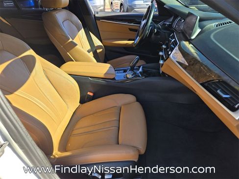 Used 2019 BMW 540i w/ Convenience Package image 17