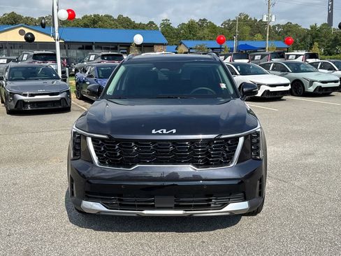 Certified 2025 Kia Sorento S w/ Panoramic Sunroof Package FWD image 8