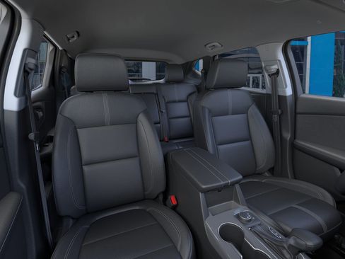 New 2025 Chevrolet Blazer LT w/ Sound & Technology Package image 16