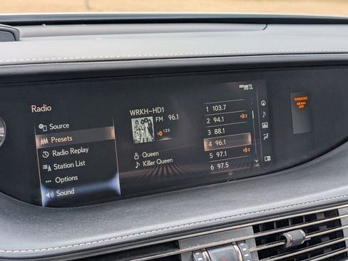 Used 2018 Lexus LS 500 500 Base w/ Interior Upgrade Package image 8