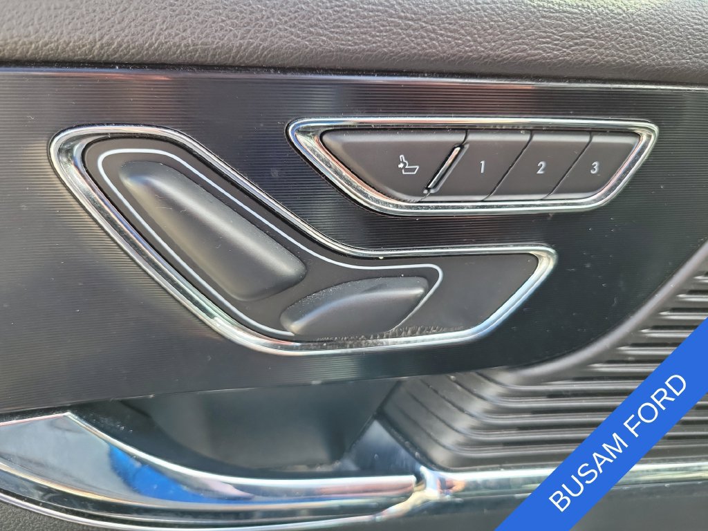 Used 2020 Lincoln Corsair FWD w/ Premium Package image 19