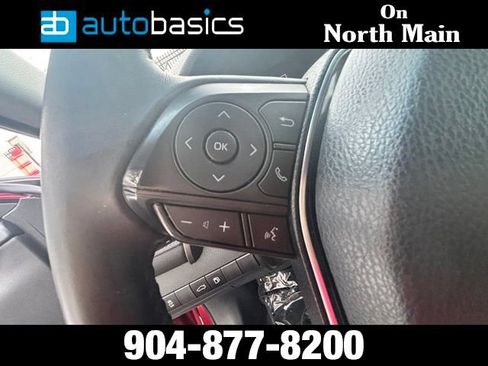 Used 2018 Toyota Camry SE w/ Moonroof Package FWD image 30