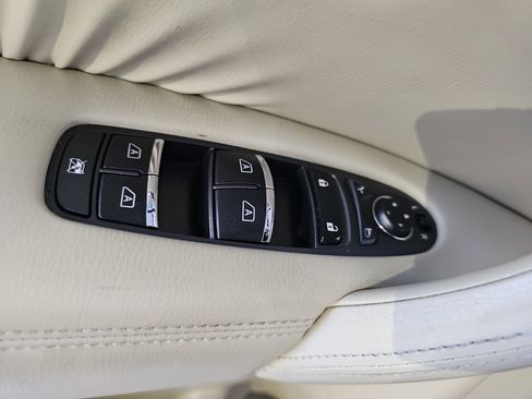 Used 2015 INFINITI QX80 2WD w/ 22" Wheel Package image 30