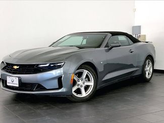 Used 2020 Chevrolet Camaro LT image 1