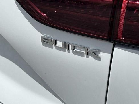 Used 2025 Buick Envision Preferred AWD/4WD image 7