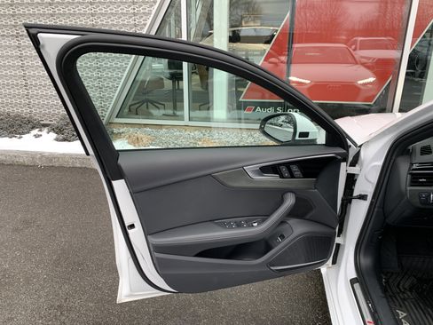 Used 2023 Audi A4 2.0T Premium Plus w/ Premium Plus Package image 8