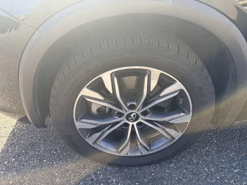 Used 2017 INFINITI QX30 AWD image 11