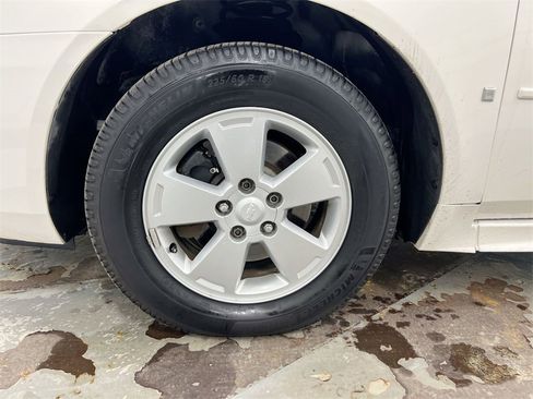 Used 2009 Chevrolet Impala LT image 26