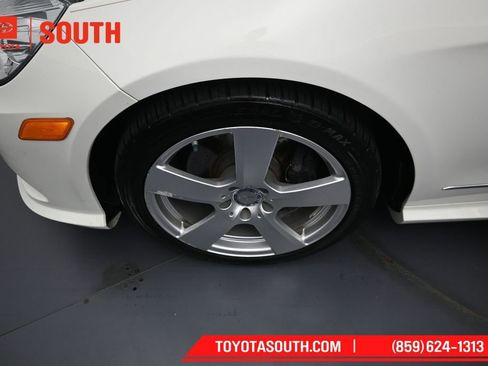 Used 2012 Mercedes-Benz E 350 4MATIC Sedan image 34