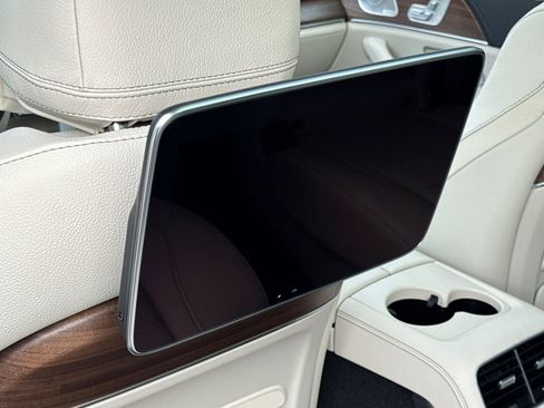 New 2026 Mercedes-Benz GLS 580 GLS 580 image 28