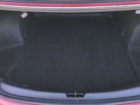 Used 2024 Chevrolet Malibu LT image 34