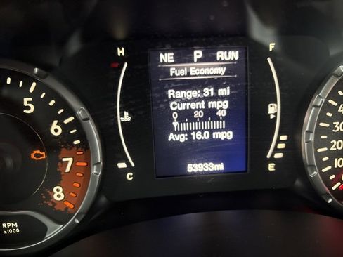 Used 2015 Jeep Renegade Latitude w/ Popular Equipment Group image 27