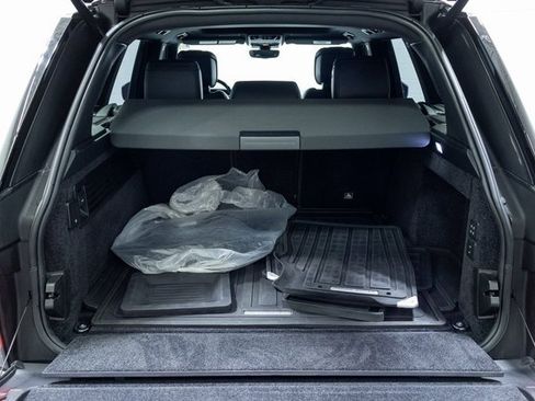 Used 2021 Land Rover Range Rover Westminster Edition image 8