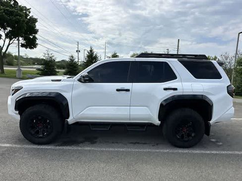 Used 2025 Toyota 4Runner TRD Pro AWD/4WD image 2