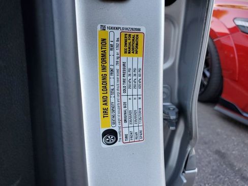 Used 2017 GMC Acadia Denali w/ Technology Package FWD image 31