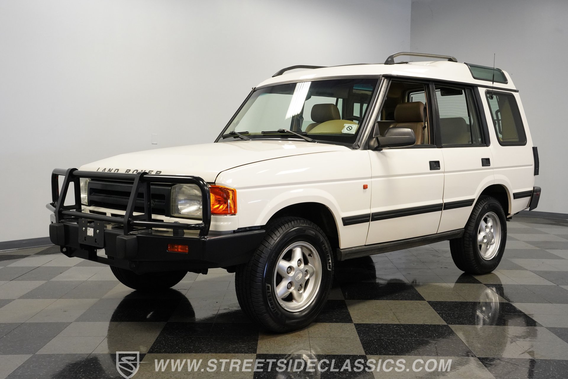 Used 1996 Land Rover Discovery AWD/4WD image 6