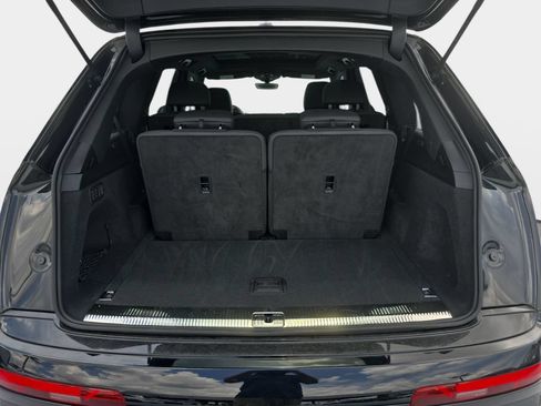 Used 2023 Audi Q7 2.0T Premium Plus w/ Premium Plus Package AWD/4WD image 15