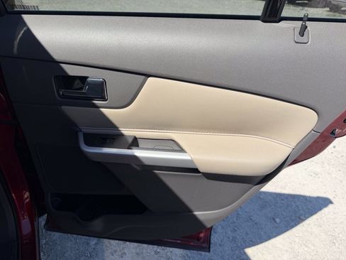 Used 2013 Ford Edge Limited AWD/4WD image 18