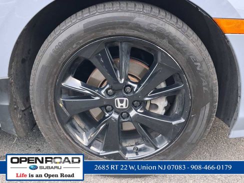 Used 2023 Honda Odyssey Sport image 6