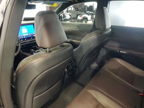 Used 2023 Lexus RX 350 FWD image 13