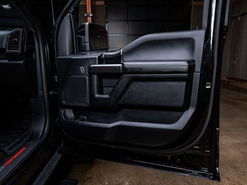 Used 2019 Ford F150 Raptor w/ Equipment Group 802A Luxury image 36