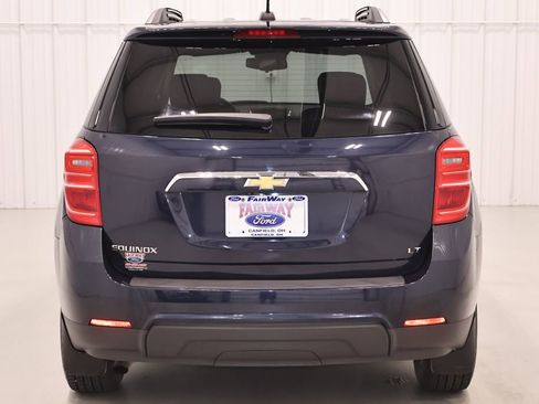Used 2017 Chevrolet Equinox LT w/ Convenience Package FWD image 9