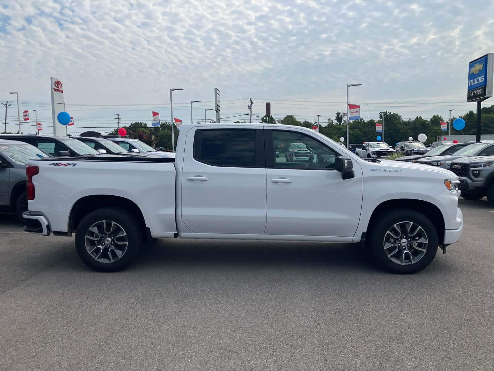 New 2026 Chevrolet Silverado 1500 RST w/ RST All Star Premium Package AWD/4WD image 8