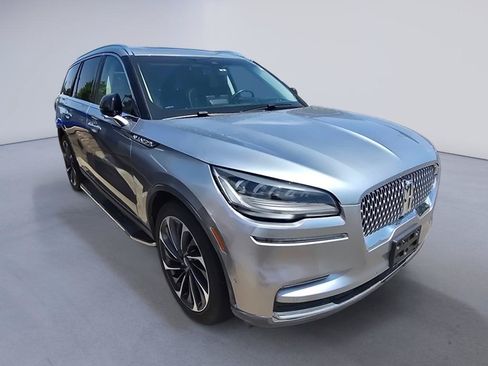 Used 2022 Lincoln Aviator Reserve w/ Equipment Group 201A AWD/4WD image 6