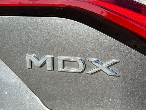 Used 2022 Acura MDX FWD w/ Technology Package image 11