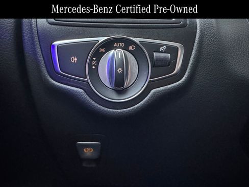 Certified 2022 Mercedes-Benz GLC 300 4MATIC image 8