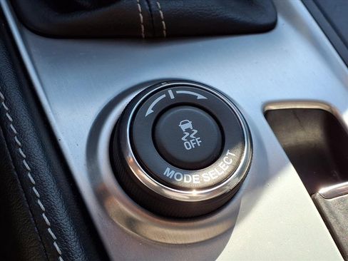 Used 2014 Chevrolet Corvette Stingray Coupe w/ Battery Protection Package image 19