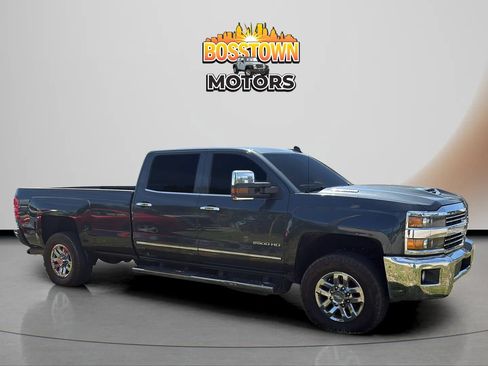 Used 2018 Chevrolet Silverado 2500 LTZ w/ Duramax Plus Package RWD image 10