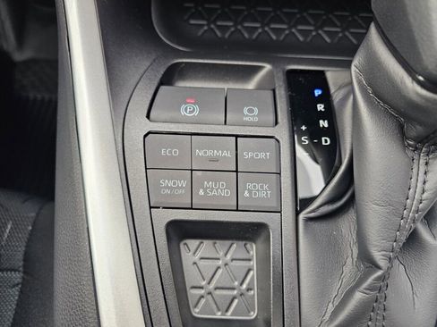 New 2025 Toyota RAV4 XLE image 20