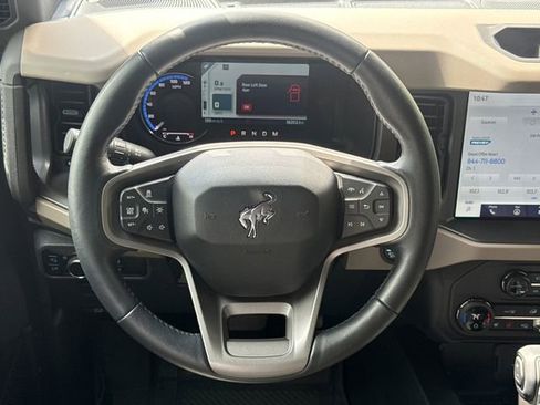 Used 2024 Ford Bronco Wildtrak AWD/4WD image 15