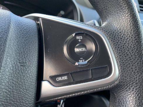 Used 2019 Honda CR-V LX image 17