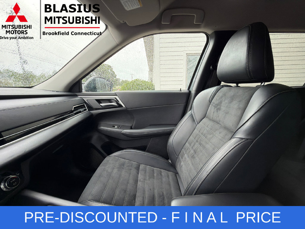 Used 2024 Mitsubishi Outlander SE FWD image 33