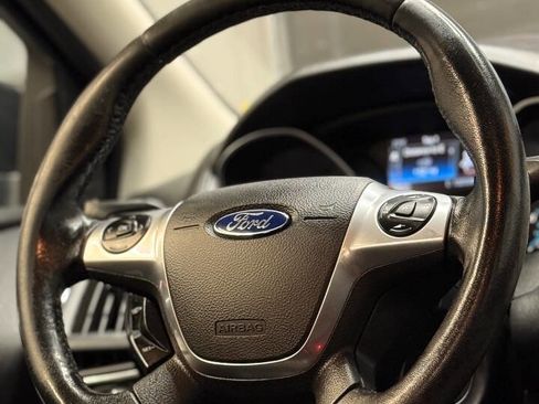 Used 2014 Ford Focus Titanium image 14