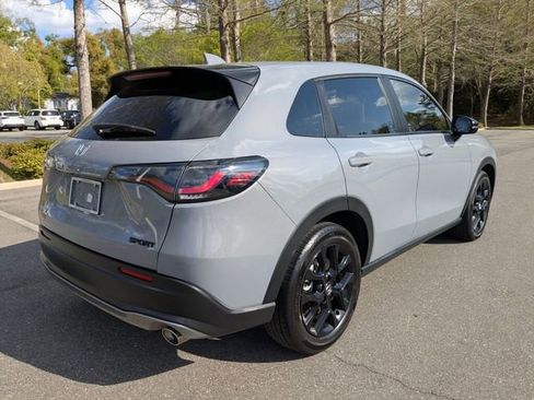 Certified 2023 Honda HR-V Sport image 8