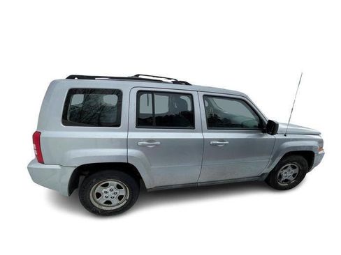 Used 2010 Jeep Patriot Sport w/ PWR Equipment Group image 7